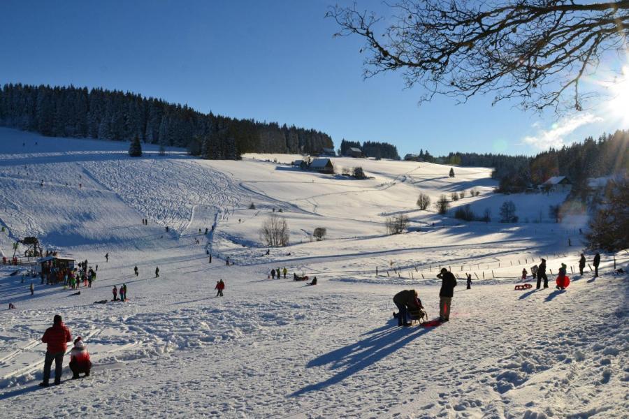 Ferienwohnung In Schoenwald Schwarzwald Luaran gambar